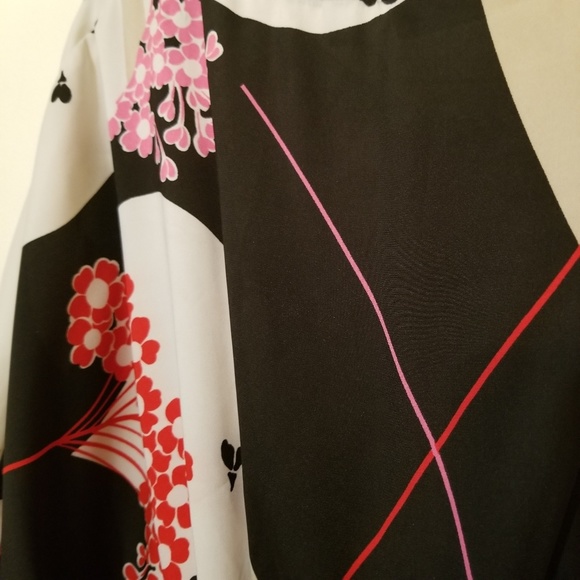 New York & Company Kimono Style Top - Picture 6 of 8